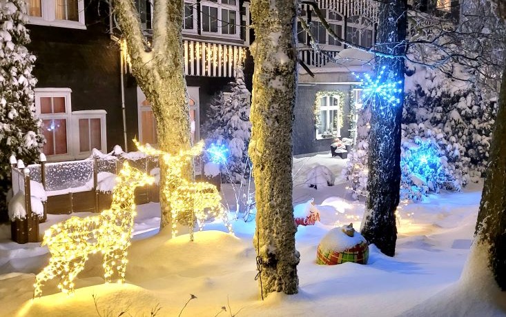 Funkelndes ObenAuf Weihnachtsland Boutique Hotel Schieferhof in Neuhaus am Rennsteig - Urlaub im Thüringer Wald - Erleben Sie abwechslungsreiche Tage im idyllischen - www.schieferhof.de